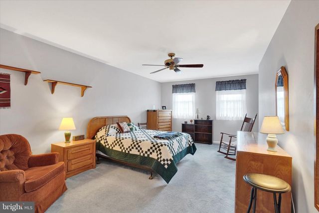 104 SPRUCE CT, York, PA 17408