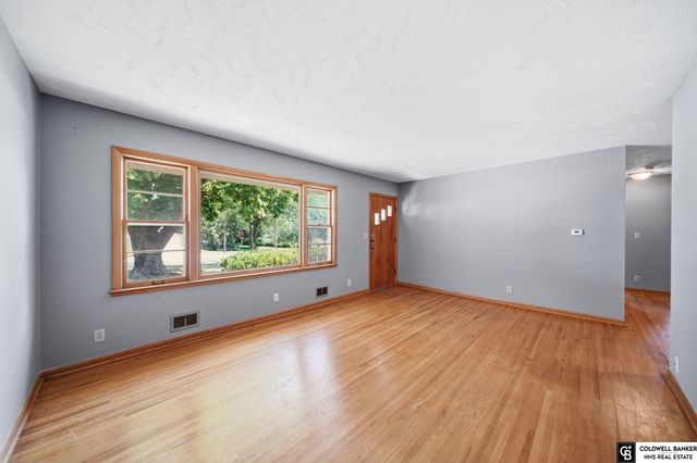 3931 N 14Th Street, Lincoln, NE 68521