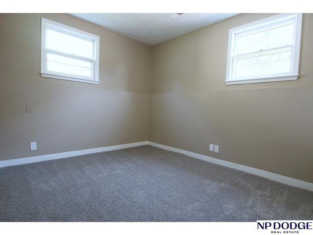 2405 S 123 Street, Omaha, NE 68144