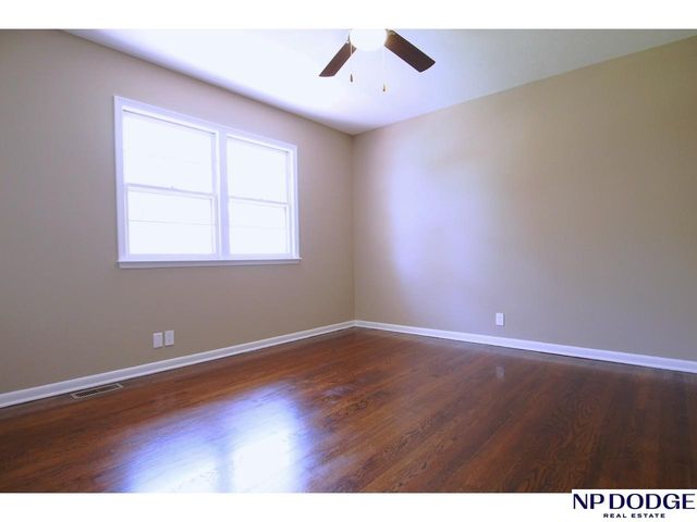 2405 S 123 Street, Omaha, NE 68144