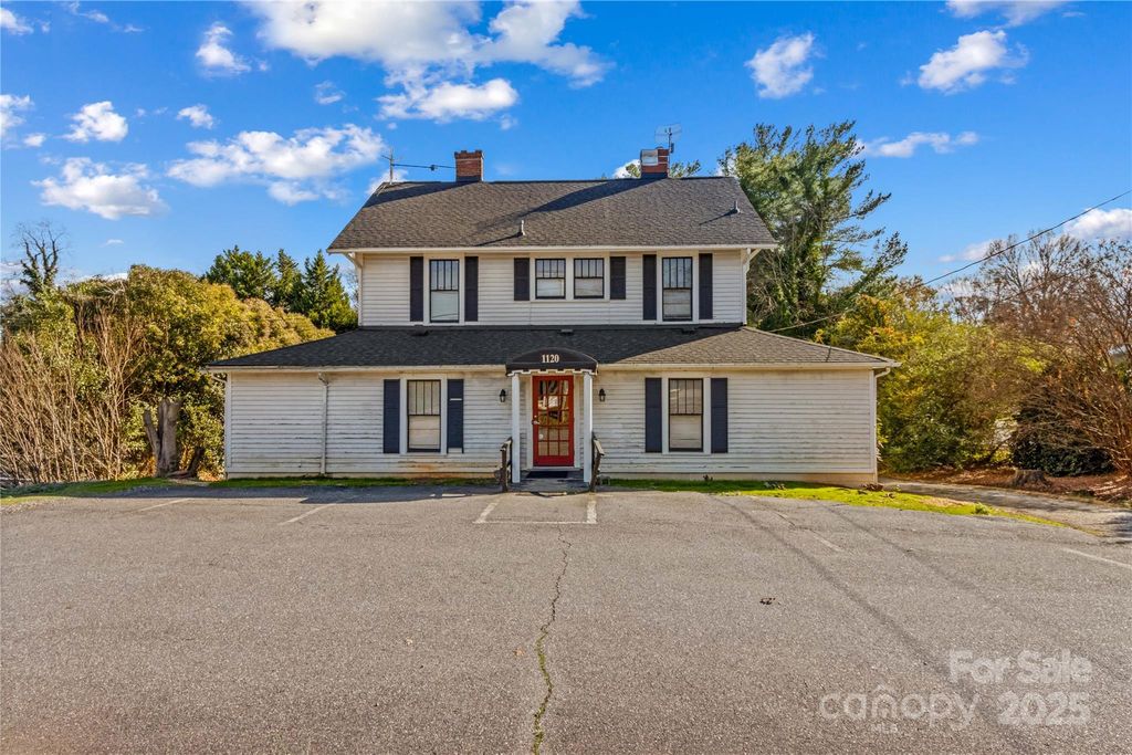 1120 Davie Avenue, Statesville, NC 28677