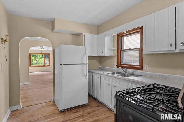 209 YATES Avenue, Springfield, IL 62702