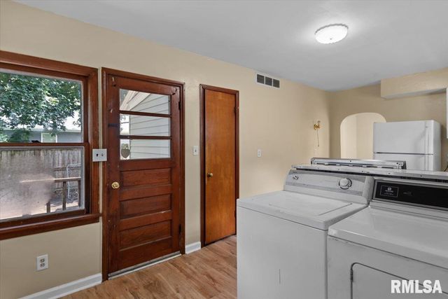 209 YATES Avenue, Springfield, IL 62702