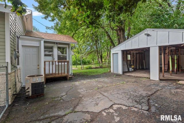209 YATES Avenue, Springfield, IL 62702
