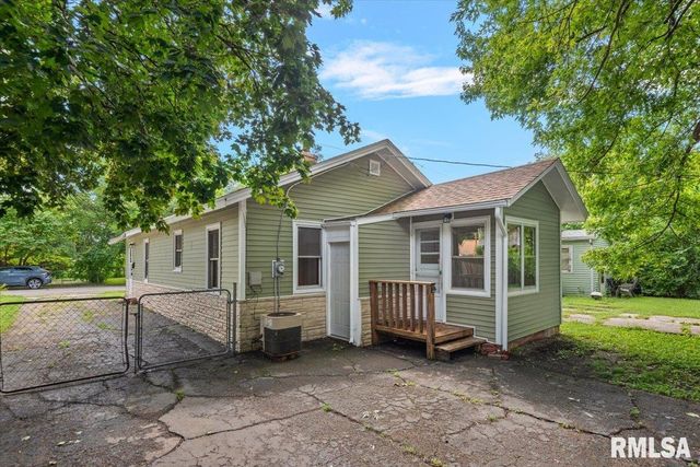 209 YATES Avenue, Springfield, IL 62702