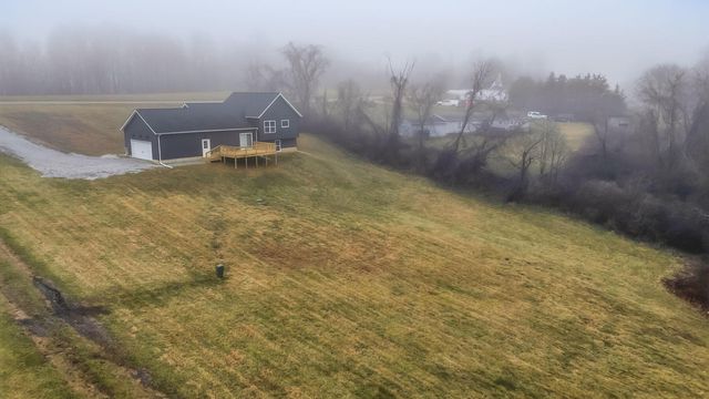 3642 Bauman Hill Road SE, Lancaster, OH 43130