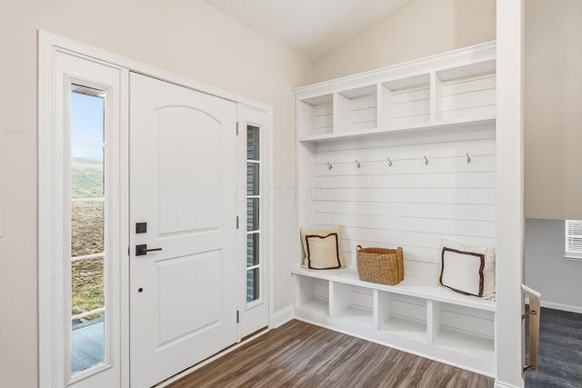 3642 Bauman Hill Road SE, Lancaster, OH 43130