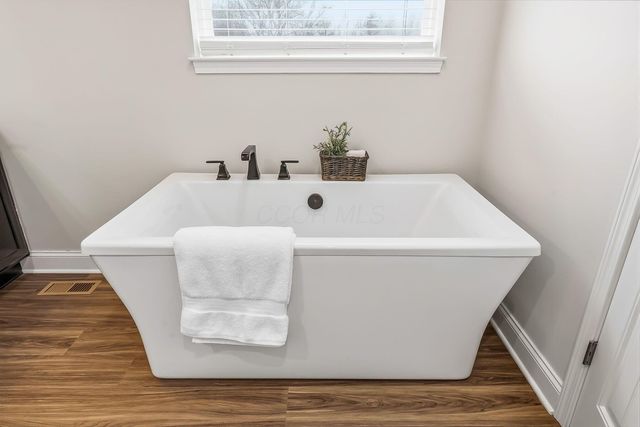 3642 Bauman Hill Road SE, Lancaster, OH 43130