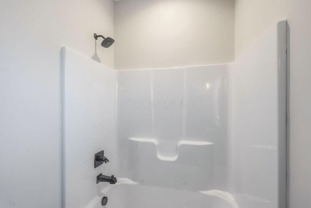 3642 Bauman Hill Road SE, Lancaster, OH 43130