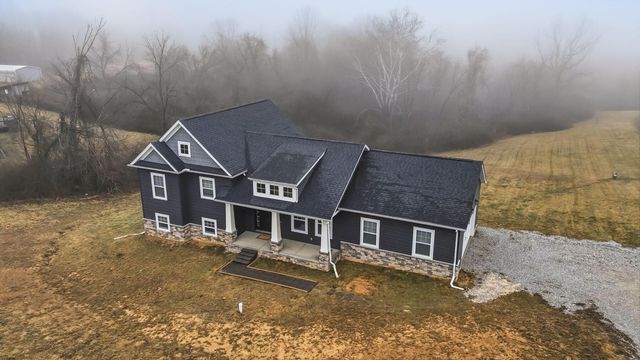 3642 Bauman Hill Road SE, Lancaster, OH 43130