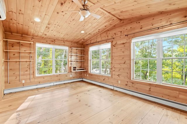 52 Central Ave, Ayer, MA 01432