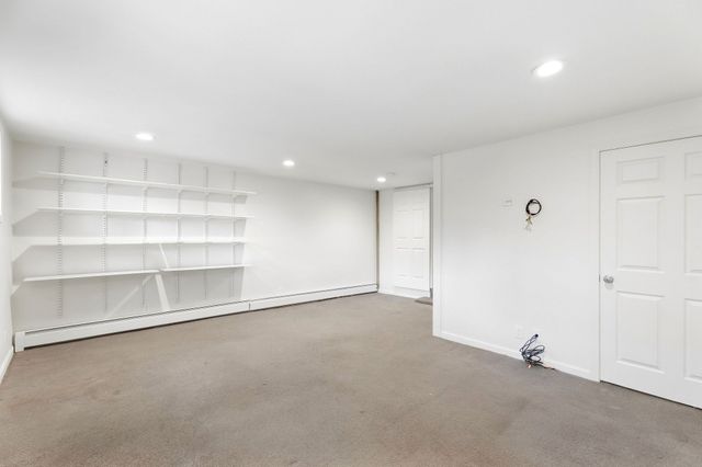 52 Central Ave, Ayer, MA 01432