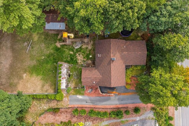 52 Central Ave, Ayer, MA 01432