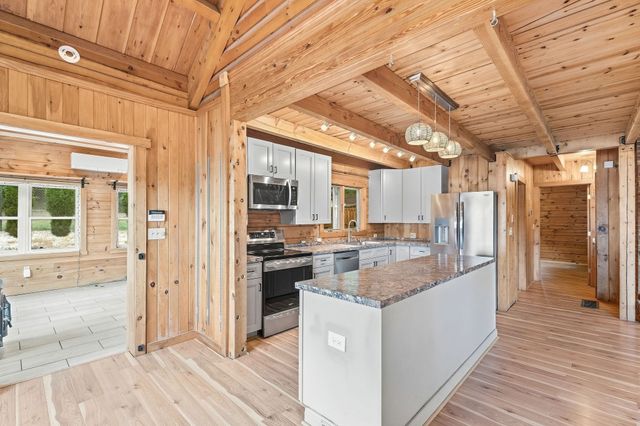 52 Central Ave, Ayer, MA 01432