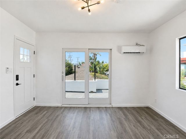 1147 24th, Santa Monica, CA 90403