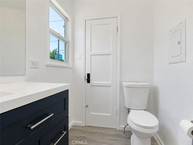 1147 24th, Santa Monica, CA 90403