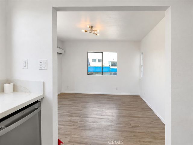 1147 24th, Santa Monica, CA 90403