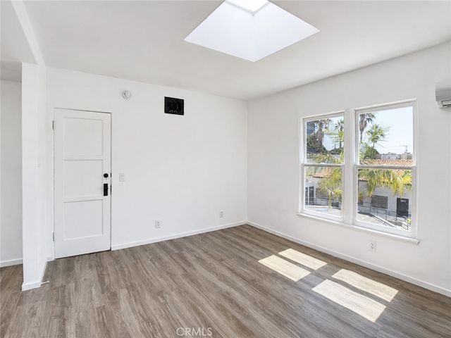 1147 24th, Santa Monica, CA 90403