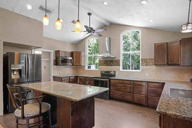 11501 Friendship Lane, Conroe, TX 77385