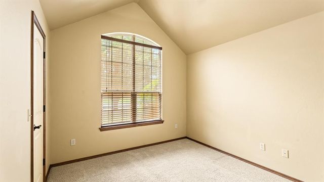 2100 Hackberry Creek Avenue, Yukon, OK 73099
