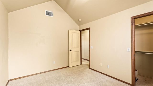 2100 Hackberry Creek Avenue, Yukon, OK 73099