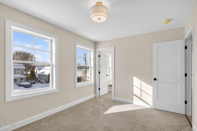 1049 Laura Street, Rotterdam, NY 12306