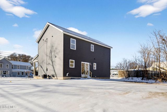 1049 Laura Street, Rotterdam, NY 12306