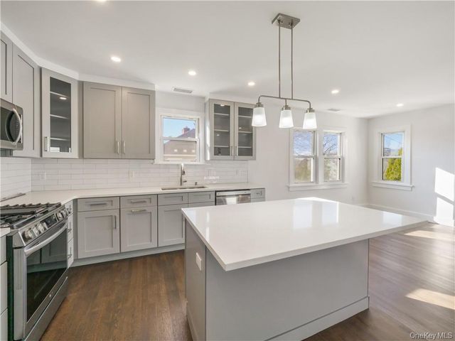 29 Fremont Street B, Harrison, NY 10528