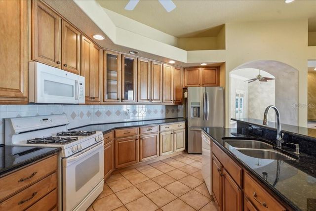 5221 88TH STREET E, Bradenton, FL 34211
