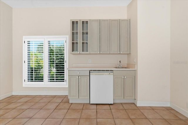 5221 88TH STREET E, Bradenton, FL 34211