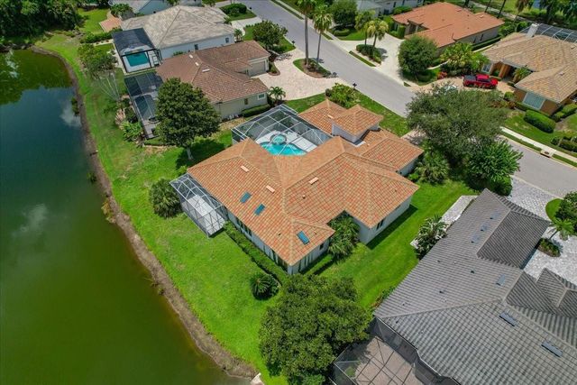 5221 88TH STREET E, Bradenton, FL 34211