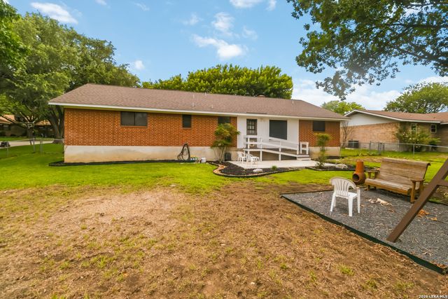 1529 Allison, New Braunfels, TX 78130