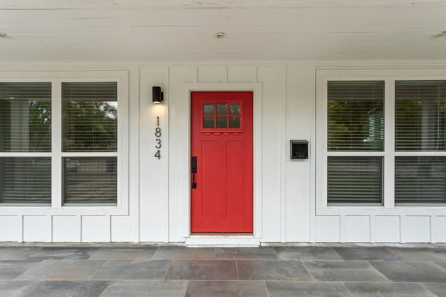 1834 Norcrest Drive, Houston, TX 77055
