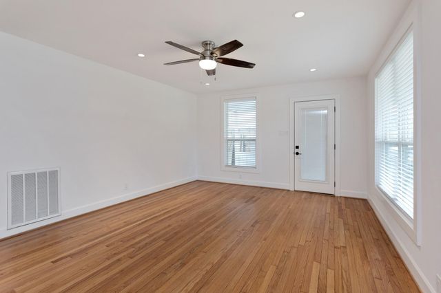 1834 Norcrest Drive, Houston, TX 77055