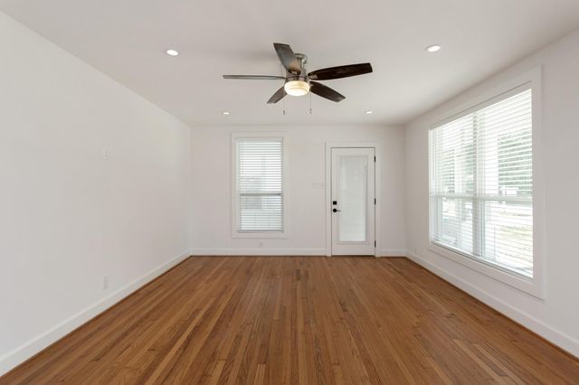 1834 Norcrest Drive, Houston, TX 77055