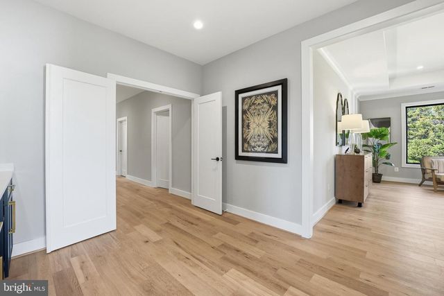 1715 MAXWELL CT, Mclean, VA 22101