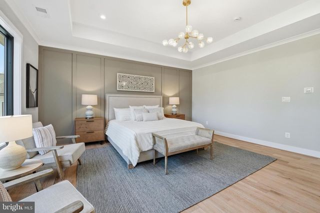 1715 MAXWELL CT, Mclean, VA 22101