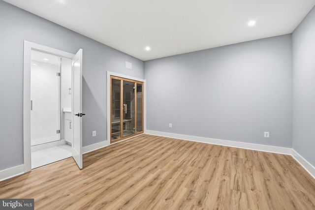 1715 MAXWELL CT, Mclean, VA 22101