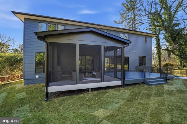 1715 MAXWELL CT, Mclean, VA 22101