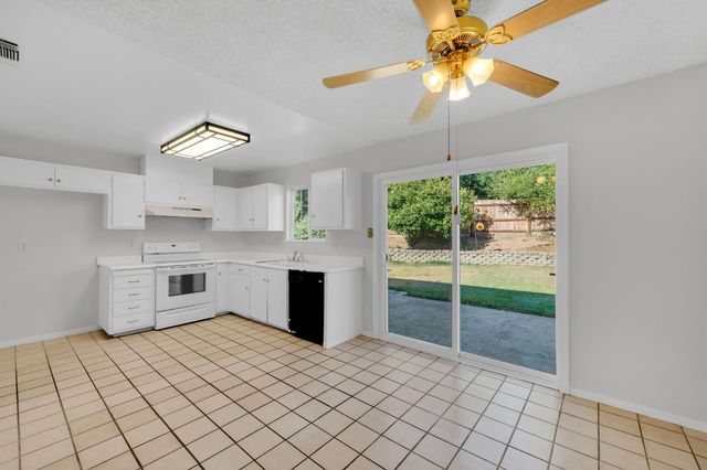 6810 Blue Duck Way, Sacramento, CA 95842