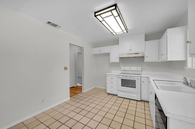 6810 Blue Duck Way, Sacramento, CA 95842