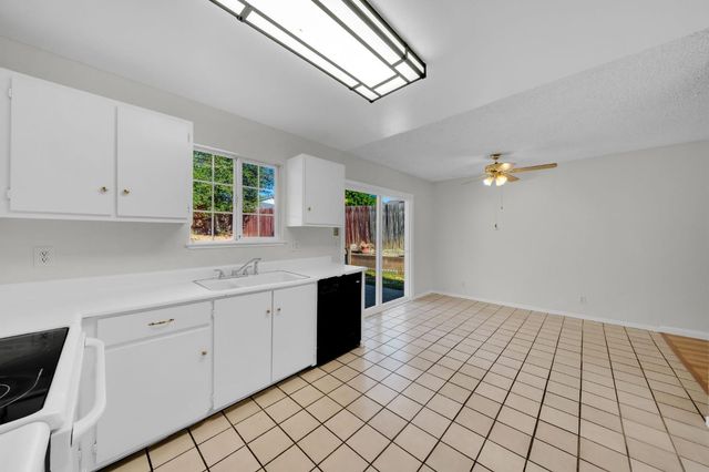 6810 Blue Duck Way, Sacramento, CA 95842