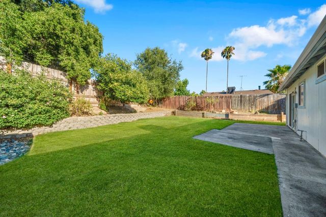 6810 Blue Duck Way, Sacramento, CA 95842