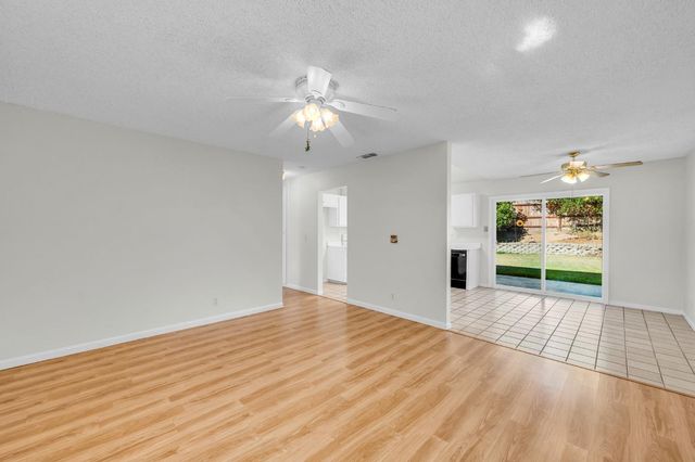 6810 Blue Duck Way, Sacramento, CA 95842