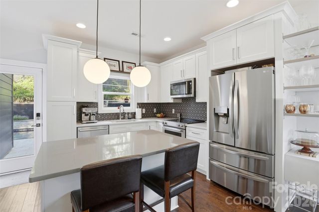 715 E 28th Street, Charlotte, NC 28205