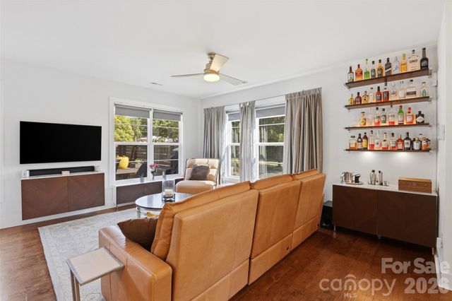 715 E 28th Street, Charlotte, NC 28205