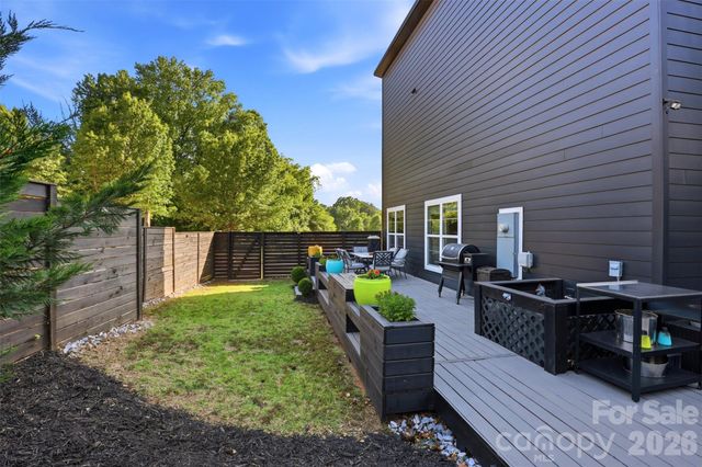 715 E 28th Street, Charlotte, NC 28205