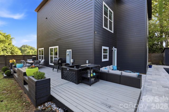 715 E 28th Street, Charlotte, NC 28205