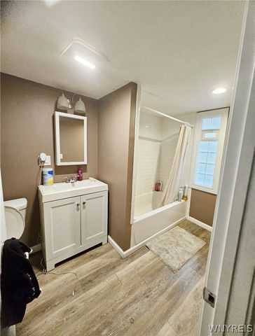 25 Alpine Place, Cheektowaga, NY 14225