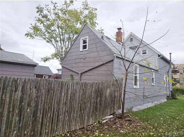 25 Alpine Place, Cheektowaga, NY 14225